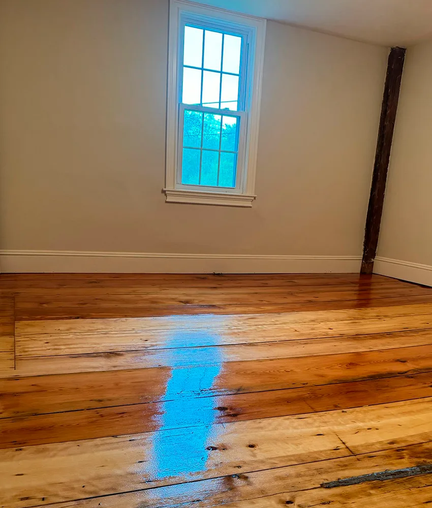 Finished hardwood floor